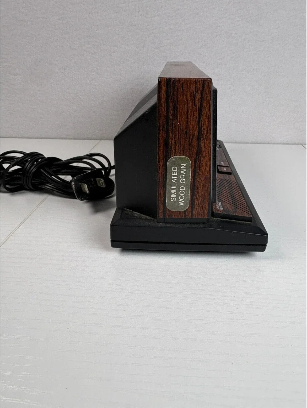 Micronta Radio Shack Vintage LED Alarm Clock Wood Grain Cat No 63-765A Tested